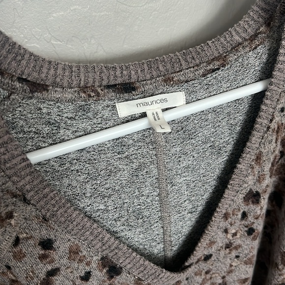 Maurices Sweater - Picture 2 of 7